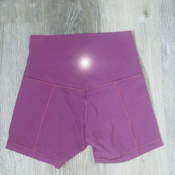 Lululemon Align Short *4"
Vintage Plum size 4 like new - Picture 7 of 11